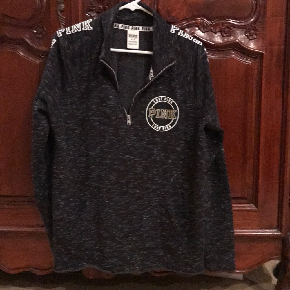 Size M Ladies long sleeve sweatshirt by Pink.